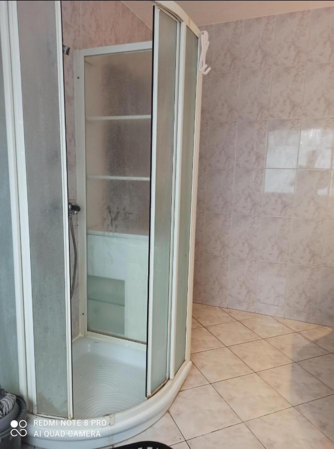 Hotel-hostel Saska Хостел *